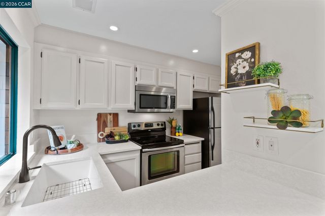 417 Westcliffe Pl, Walnut Creek, CA 94597