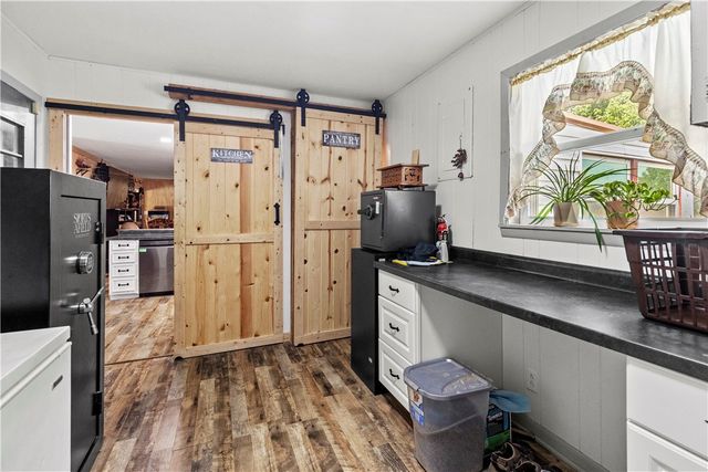 89 Creekview Road, Harrison, AR 72601