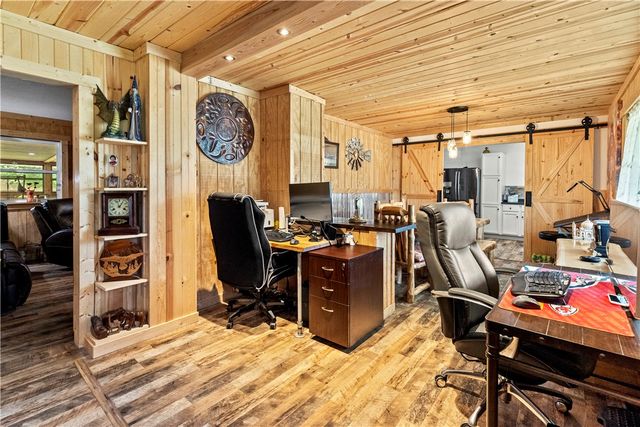 89 Creekview Road, Harrison, AR 72601