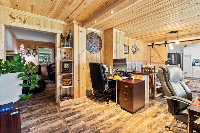 89 Creekview Road, Harrison, AR 72601
