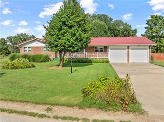 89 Creekview Road, Harrison, AR 72601