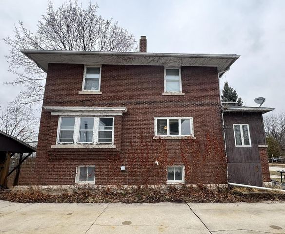 58 CHAMPION AVENUE, Fond Du Lac, WI 54935