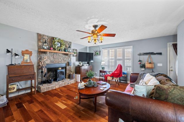 183 Reynolds Road, Dunlap, TN 37327