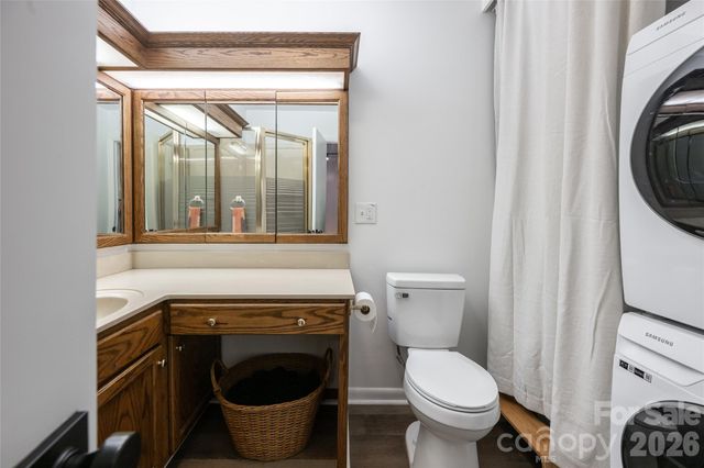 246 North Fork Road, Black Mountain, NC 28711