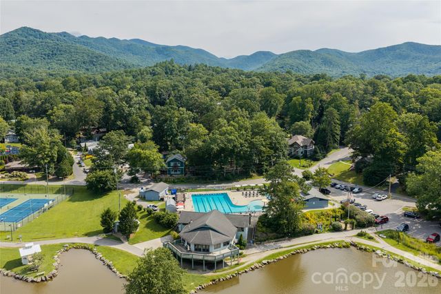 246 North Fork Road, Black Mountain, NC 28711
