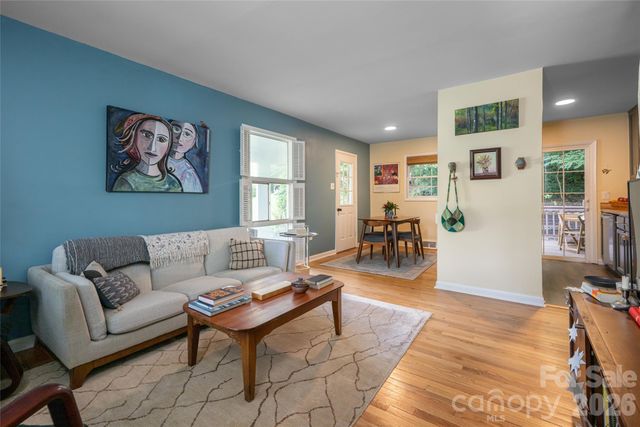 246 North Fork Road, Black Mountain, NC 28711