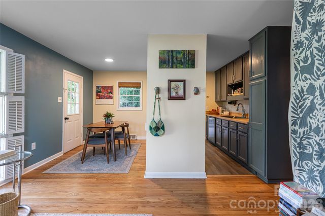 246 North Fork Road, Black Mountain, NC 28711