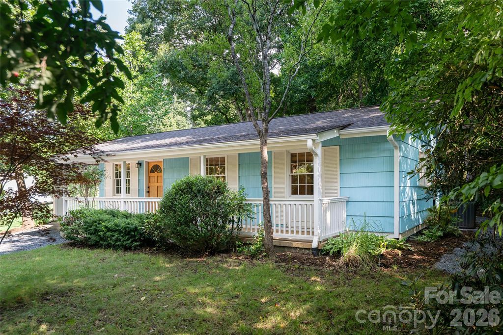 246 North Fork Road, Black Mountain, NC 28711