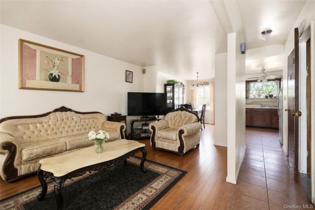 644 E 59th Street, Brooklyn, NY 11234