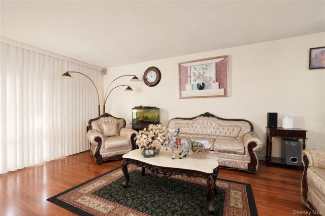 644 E 59th Street, Brooklyn, NY 11234