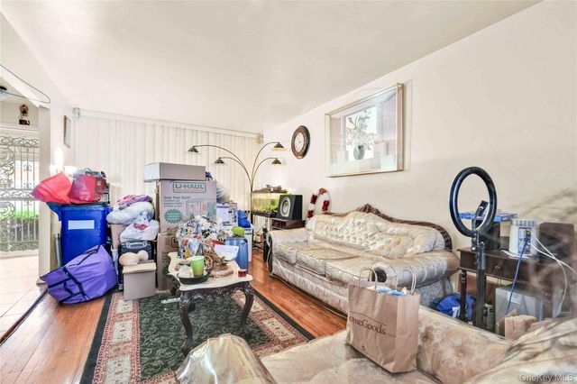 644 E 59th Street, Brooklyn, NY 11234