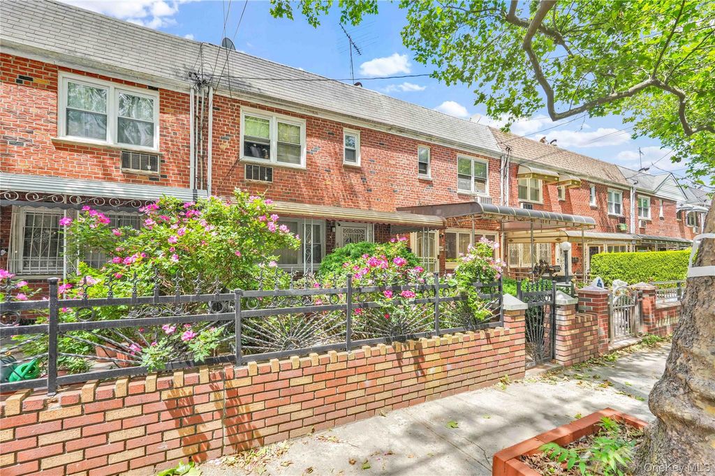 644 E 59th Street, Brooklyn, NY 11234