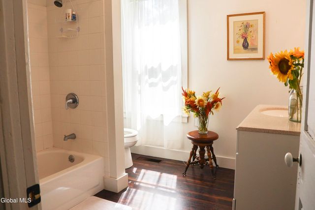 802 Creek Road, Crown Point, NY 12928