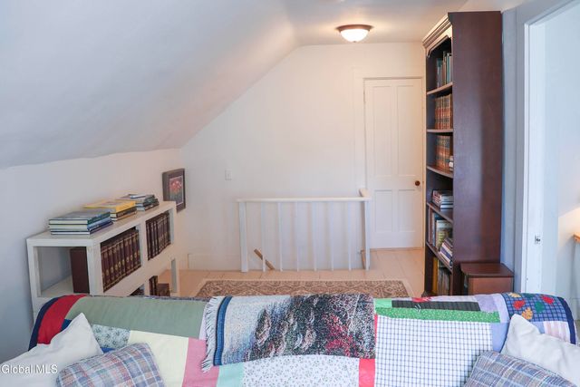 802 Creek Road, Crown Point, NY 12928