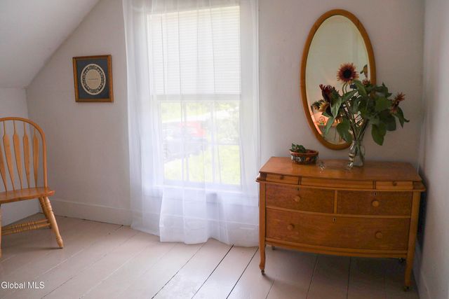 802 Creek Road, Crown Point, NY 12928