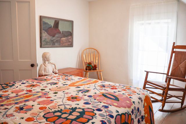 802 Creek Road, Crown Point, NY 12928