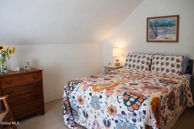 802 Creek Road, Crown Point, NY 12928