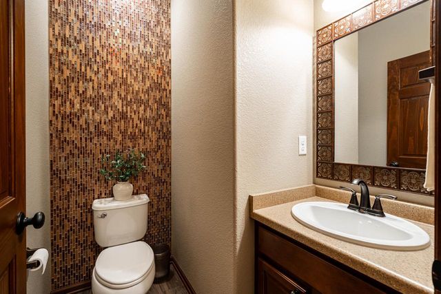 N71W24818 Wildwood WAY, Sussex, WI 53089