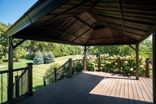 N71W24818 Wildwood WAY, Sussex, WI 53089