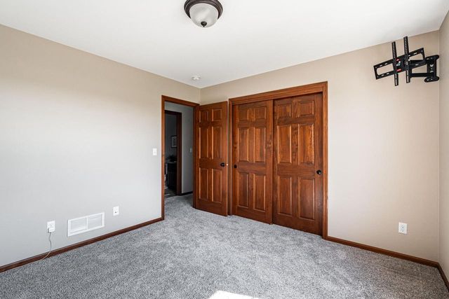 N71W24818 Wildwood WAY, Sussex, WI 53089