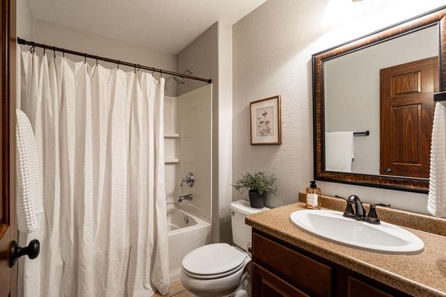 N71W24818 Wildwood WAY, Sussex, WI 53089