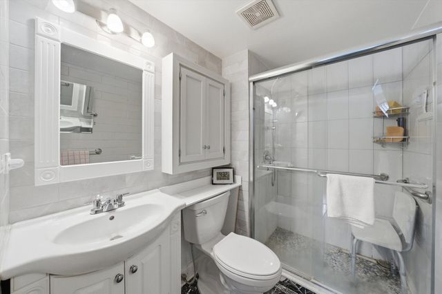 15263 Catalina Drive 2, Orland Park, IL 60462