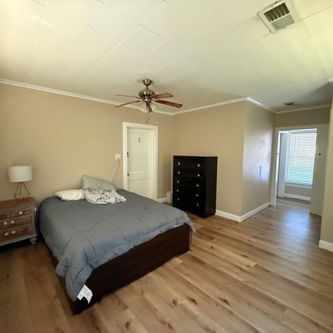 1312 13th Street, Port Arthur, TX 77640