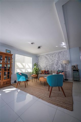 5955 SW 64th Ave, South Miami, FL 33143