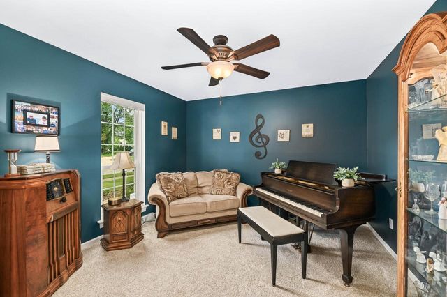 369 Indian Bend ROAD, Burlington, WI 53105