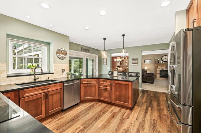 369 Indian Bend ROAD, Burlington, WI 53105