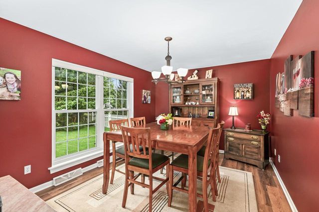 369 Indian Bend ROAD, Burlington, WI 53105