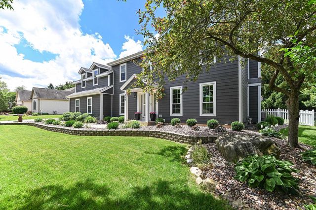 369 Indian Bend ROAD, Burlington, WI 53105