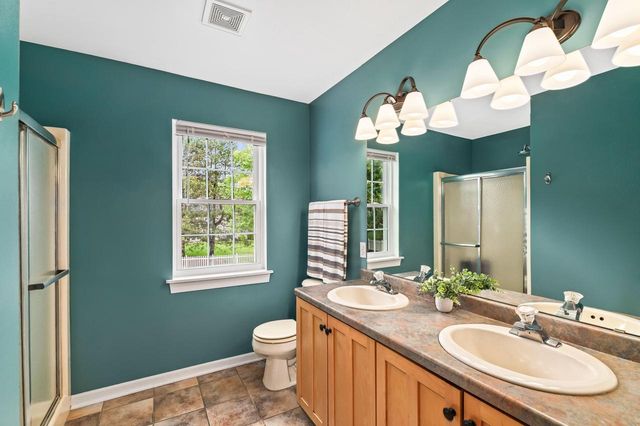 369 Indian Bend ROAD, Burlington, WI 53105