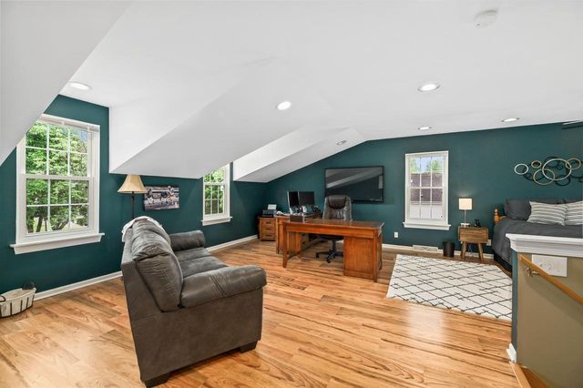 369 Indian Bend ROAD, Burlington, WI 53105