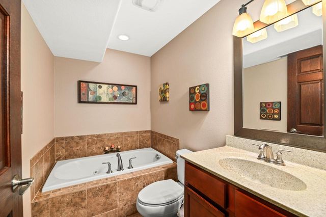 369 Indian Bend ROAD, Burlington, WI 53105