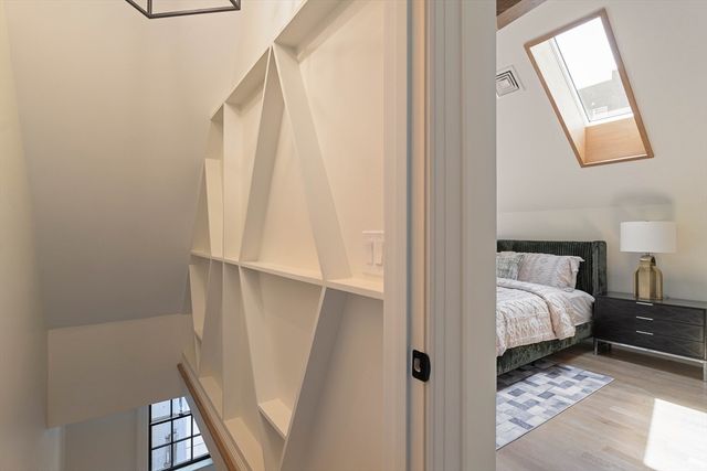 9A Mt. Auburn Street A, Cambridge, MA 02138
