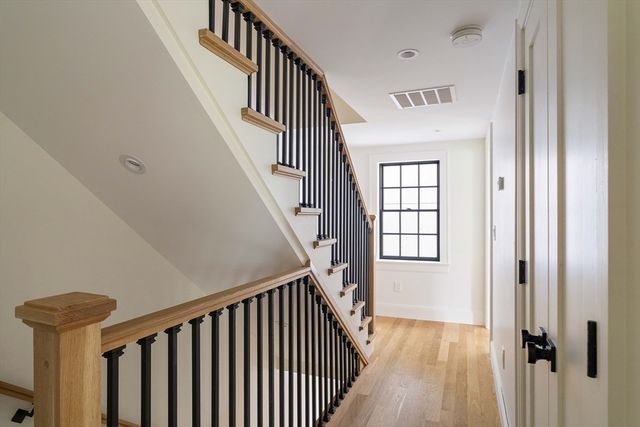 9A Mt. Auburn Street A, Cambridge, MA 02138
