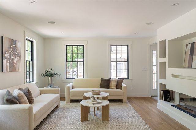 9A Mt. Auburn Street A, Cambridge, MA 02138