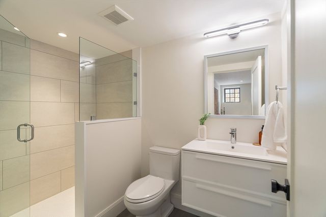 9A Mt. Auburn Street A, Cambridge, MA 02138