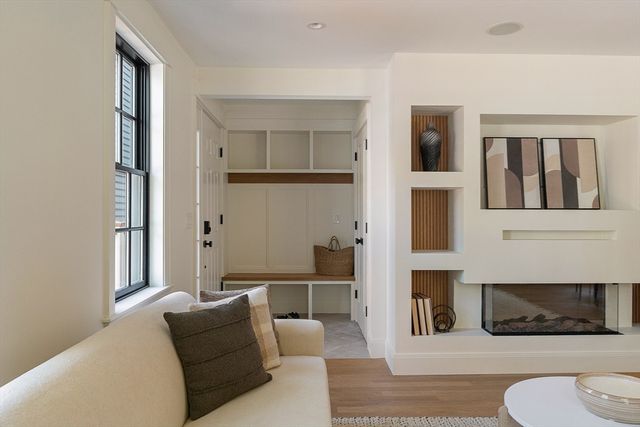 9A Mt. Auburn Street A, Cambridge, MA 02138