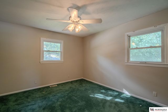 4929 N 95th Circle, Omaha, NE 68134