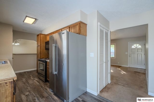 4929 N 95th Circle, Omaha, NE 68134