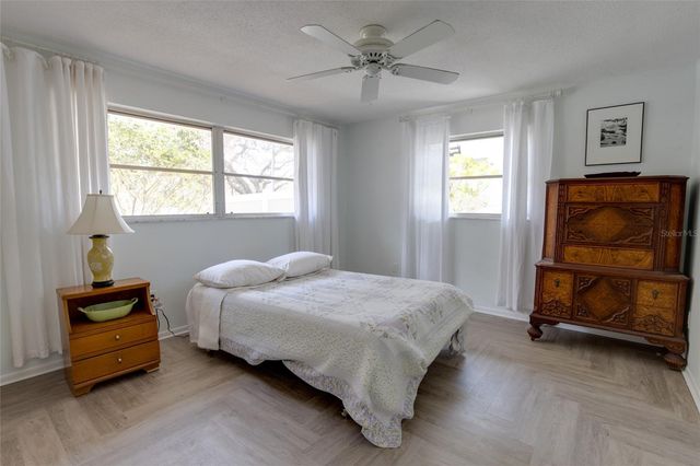 511 CRYSTAL BEACH AVENUE, Crystal Beach, FL 34681