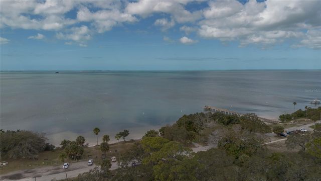 511 CRYSTAL BEACH AVENUE, Crystal Beach, FL 34681