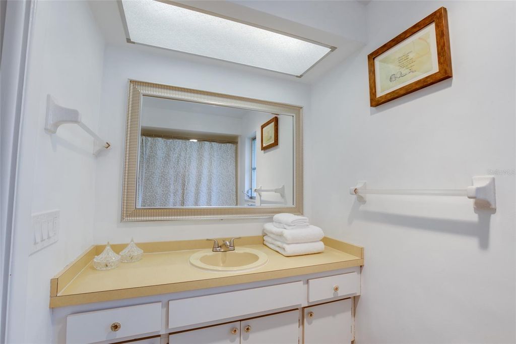 Image 13 of property listing at 511 CRYSTAL BEACH AVENUE, Crystal Beach, FL 34681