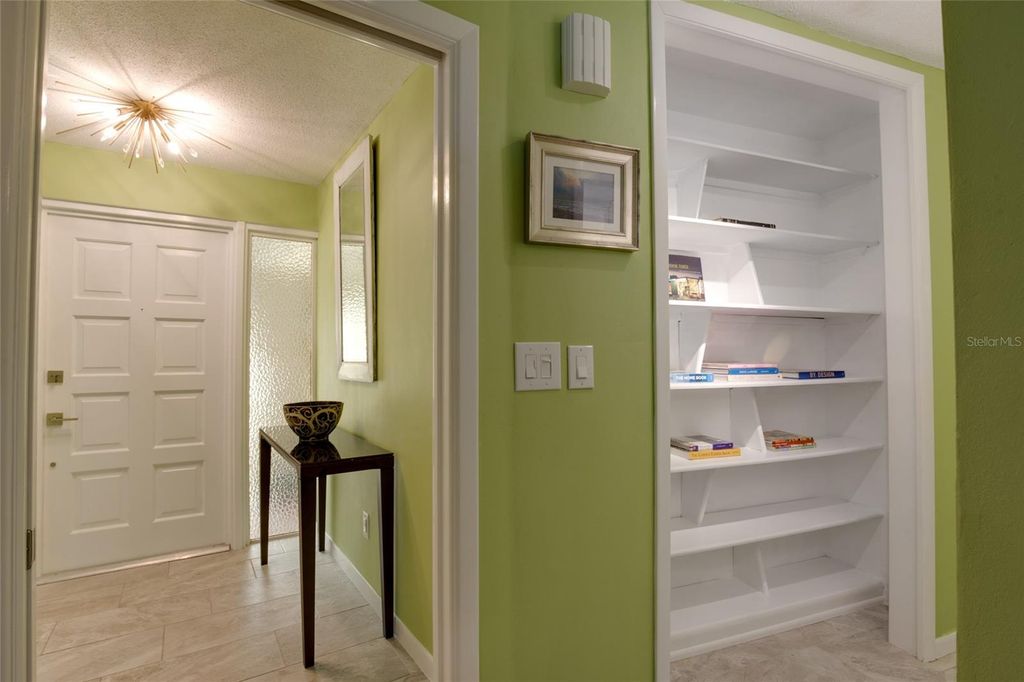 Image 17 of property listing at 511 CRYSTAL BEACH AVENUE, Crystal Beach, FL 34681