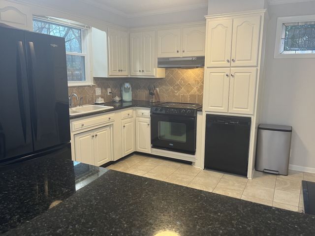 9008 Forest Lawn Dr, Brentwood, TN 37027