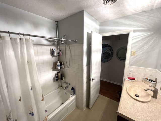 9008 Forest Lawn Dr, Brentwood, TN 37027