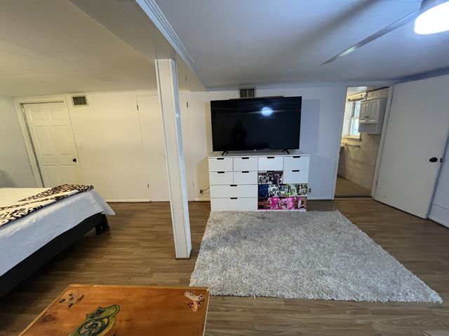 9008 Forest Lawn Dr, Brentwood, TN 37027