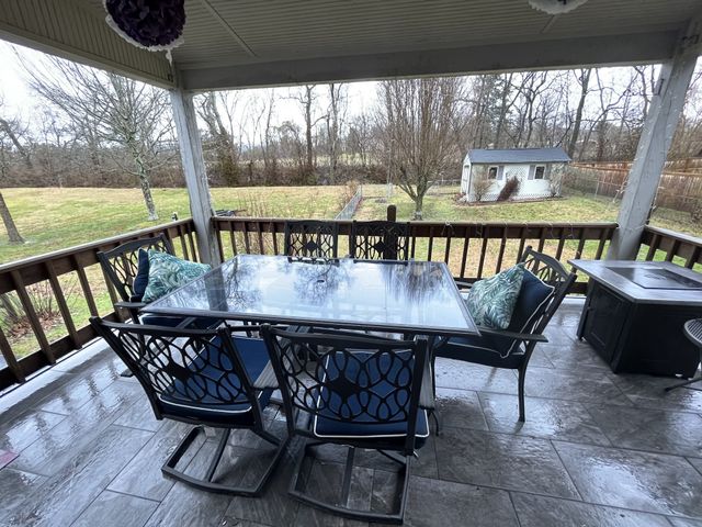 9008 Forest Lawn Dr, Brentwood, TN 37027